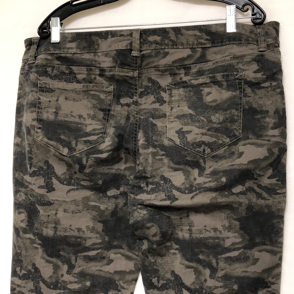 Maurice's Stretch Jeans - Picture 5 of 11